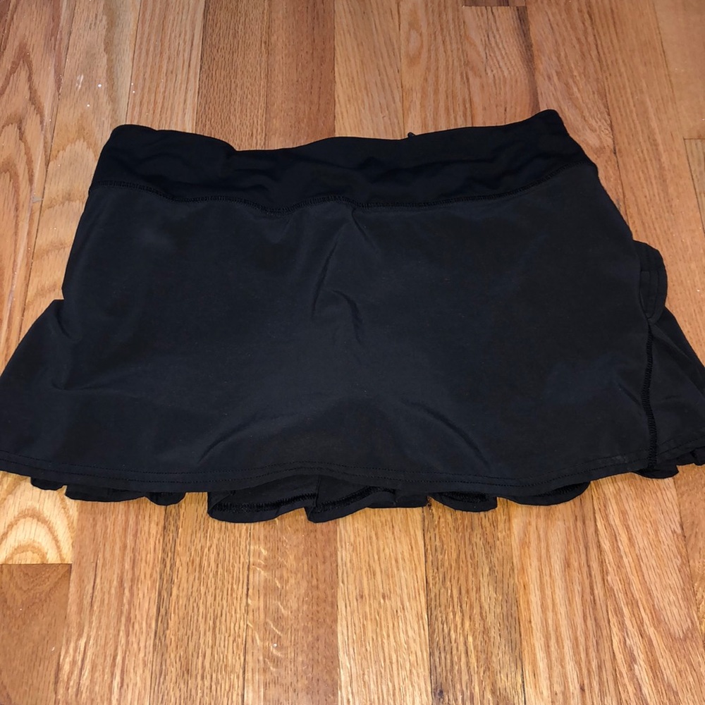 NWOT Lululemon Skirt